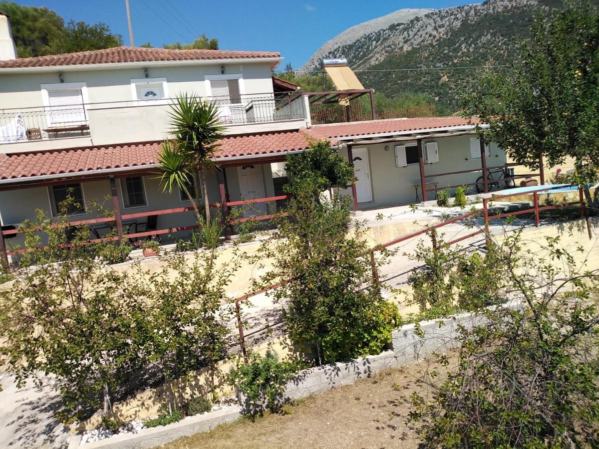 Apartment With Pool In Tzanata Kefalonia Dhimisianáta Eksteriør bilde